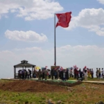 yillar-sonra-cudide-gozyasi-ve-gurur-artik-ocaklara-ates-dusmesin-diye-omuz-omuza-yuruyoruz-bjjlfnyN.jpg