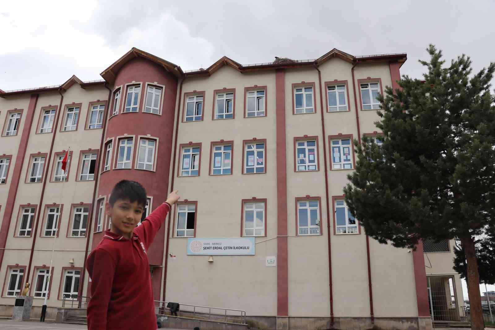 yillardir suren gelenek bozulmadi sivasin leylekli okulu misafirlerine kavustu 5 6k1iawIf