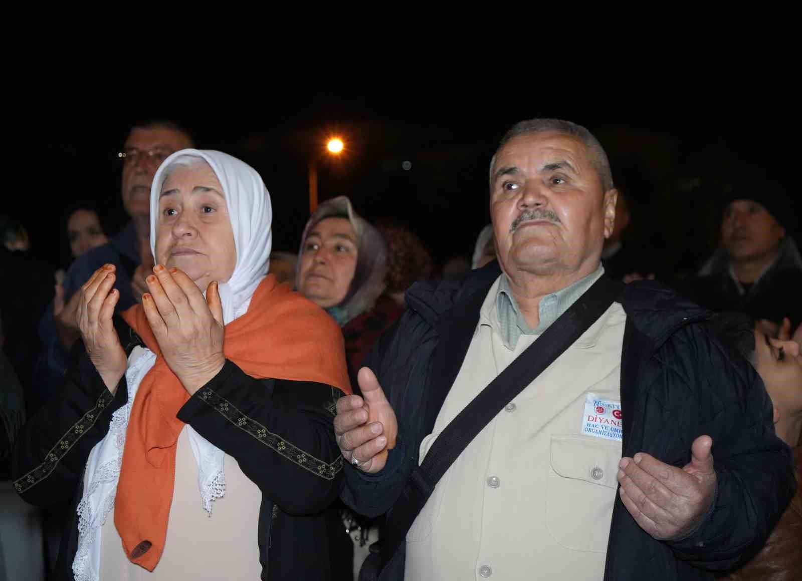 yillarin hasreti sona erdi haci adaylari kutsal topraklara ugurlandi 2 CFlthLI5