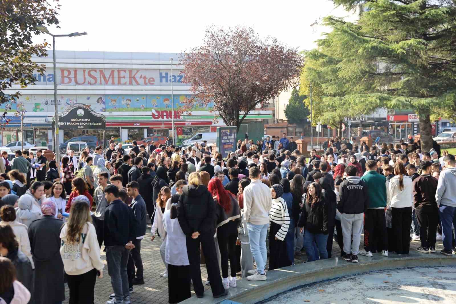 yks hazirlik merkezinde deprem ve tahliye tatbikati 1 p6jKGUl8