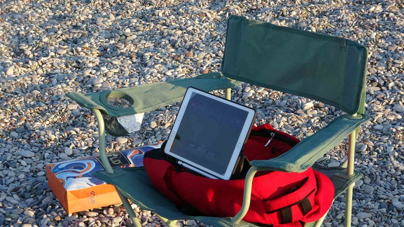 YKS nedeniyle dev ekranlar kurulmadı, milli maç heyecanı Konyaaltı Sahili’ne taşındı 10 yks nedeniyle dev ekranlar kurulmadi milli mac heyecani konyaalti sahiline tasindi 6 hjwhO91U