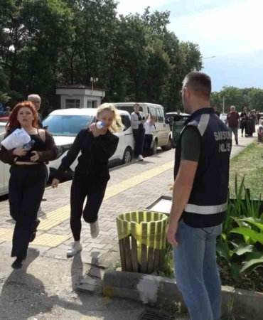 yksde-son-dakika-yarisi-kimi-saniyelerle-yetisti-kimi-kapida-kaldi-kPRfRCGu.jpg