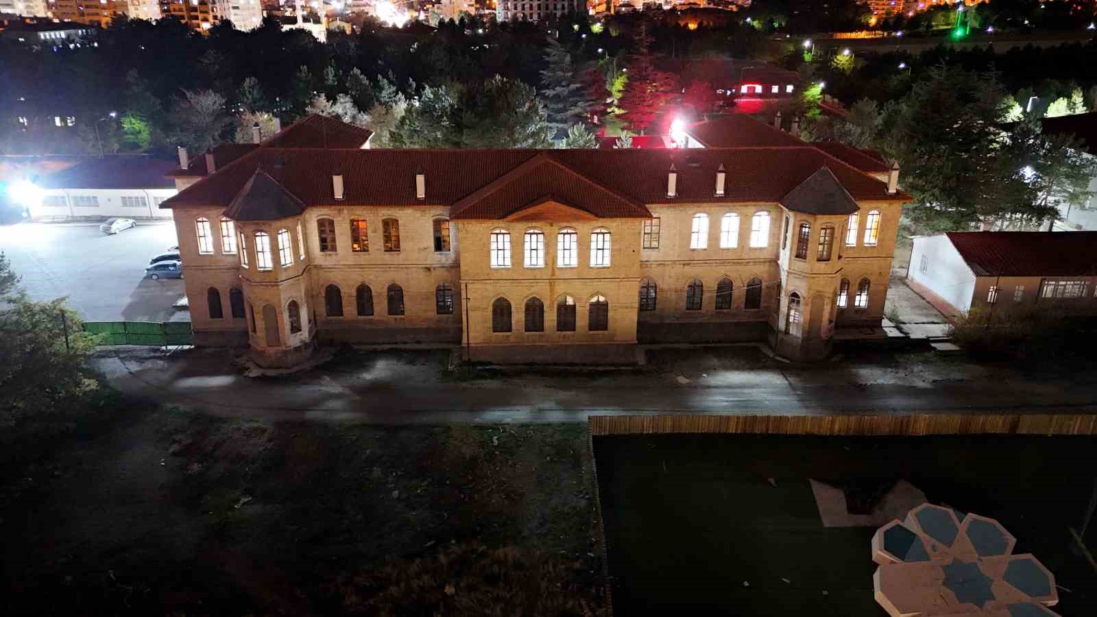 yksde turkiye 11incisi oldugunu ogrenince bayginlik gecirdi 1 uH291jZb