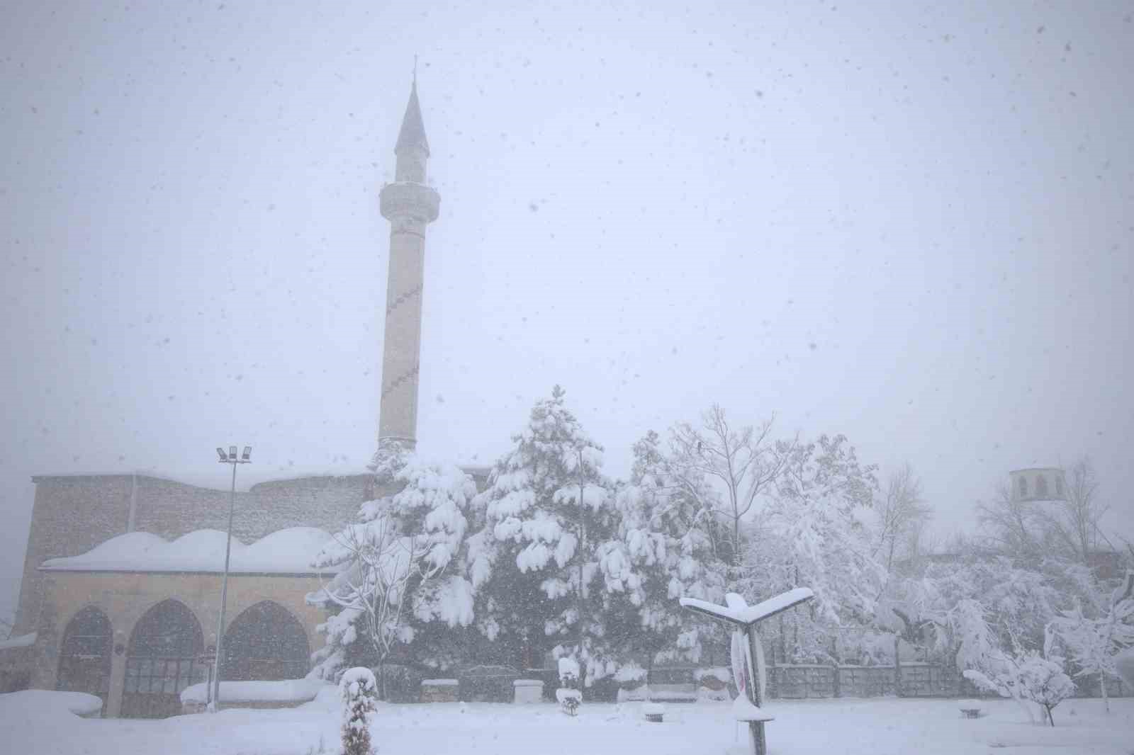 yogun kar yagisi harputu yuttu 4 bin yillik tarih gozden kayboldu 10 nwvztH5F