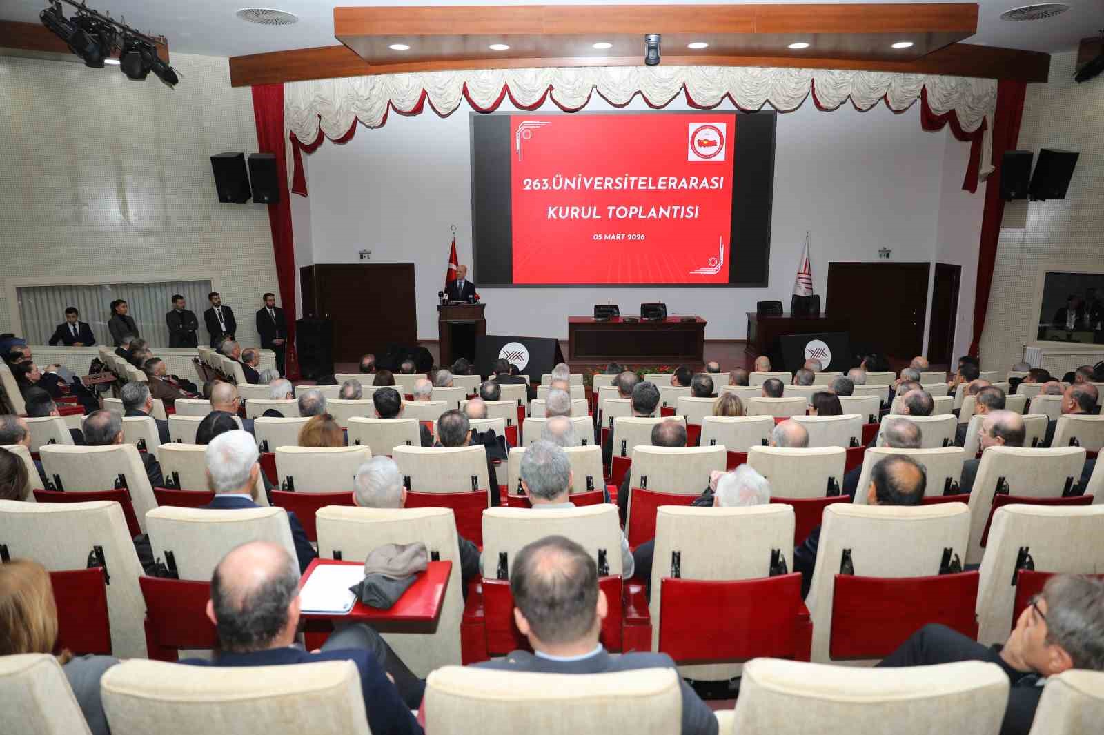 YÖK Başkanı Özvar: "Müfredatların teknoloji dönüşümüne uyumunu hızlandıracak mekanizmaları kurmayı hedefliyoruz" 5 yok baskani ozvar mufredatlarin teknoloji donusumune uyumunu hizlandiracak mekanizmalari kurmayi hedefliyoruz 1 NMkBPDgG