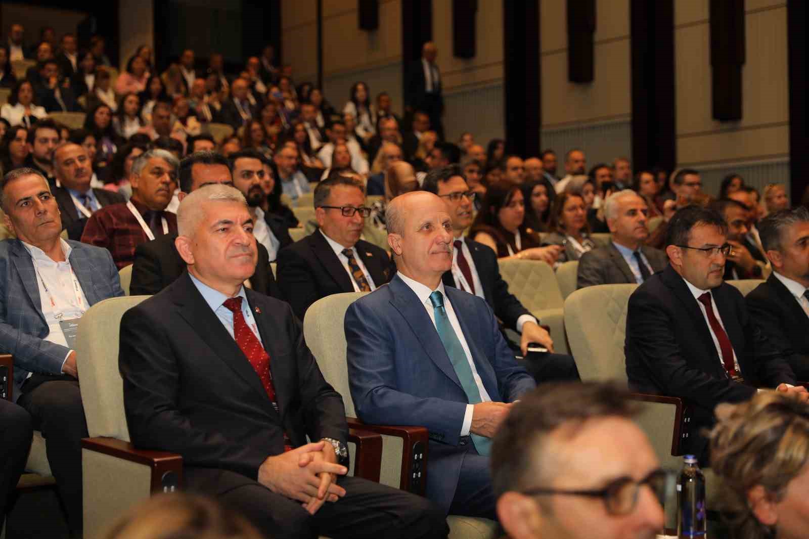 YÖK Başkanı Özvar: "Türk yükseköğretim sistemi yapay zeka çağında etik standartlarıyla örnek gösterilen bir konuma yükselecektir" 5 yok baskani ozvar turk yuksekogretim sistemi yapay zeka caginda etik standartlariyla ornek gosterilen bir McYsYspn
