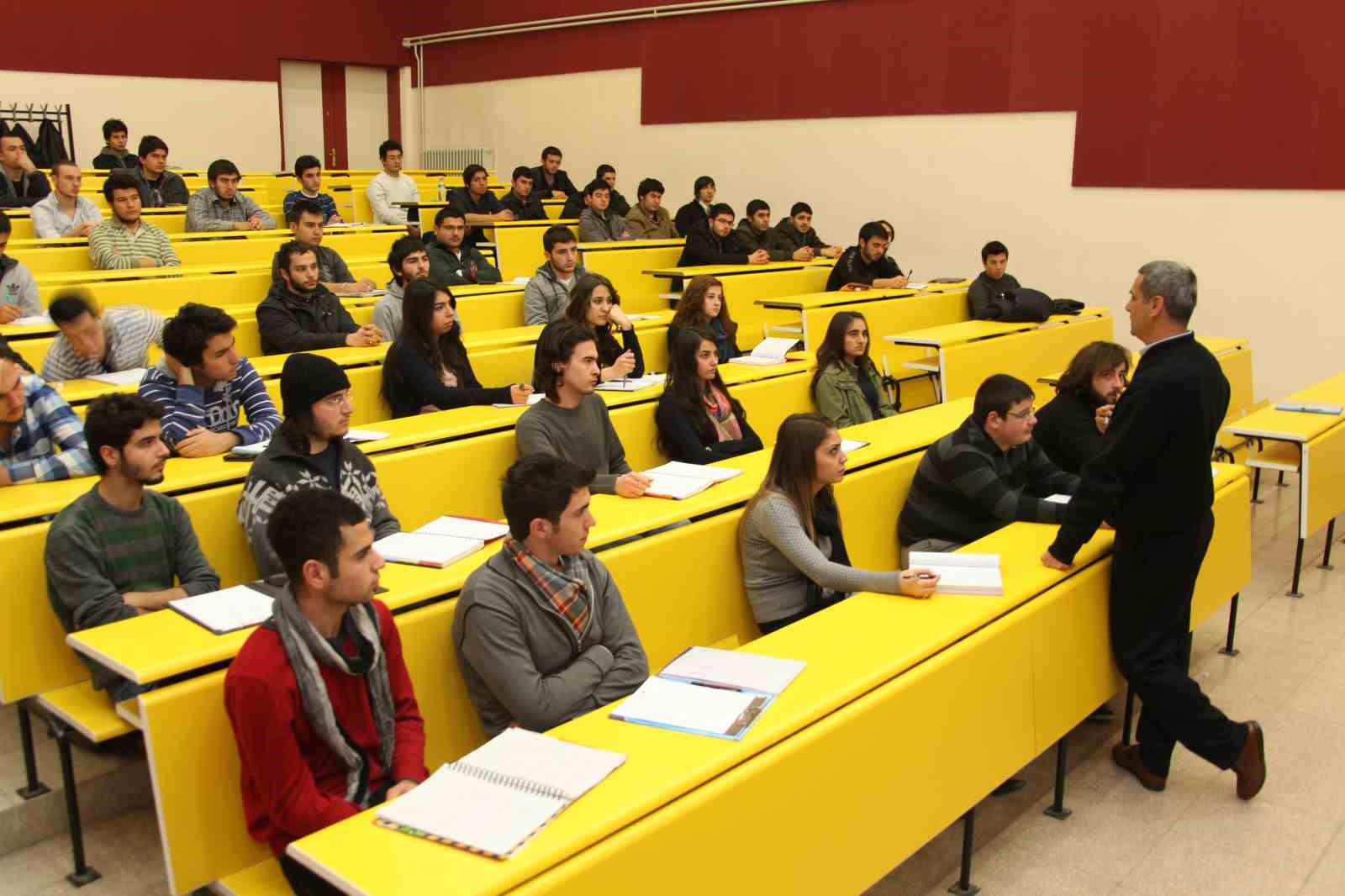 YÖK Başkanı Özvar: "Türkiye’nin yarınlarını inşa edecek siz gençlerimize güveniyoruz" 7 yok baskani ozvar turkiyenin yarinlarini insa edecek siz genclerimize guveniyoruz 3 vjnCGKf5