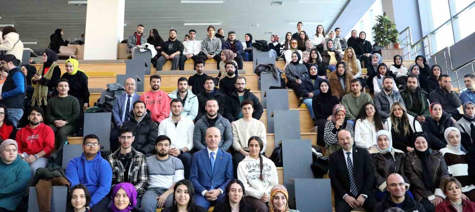 YÖK Başkanı Özvar: "Türkiye’nin yarınlarını inşa edecek siz gençlerimize güveniyoruz" 8 yok baskani ozvar turkiyenin yarinlarini insa edecek siz genclerimize guveniyoruz 4 bIXy1h4a