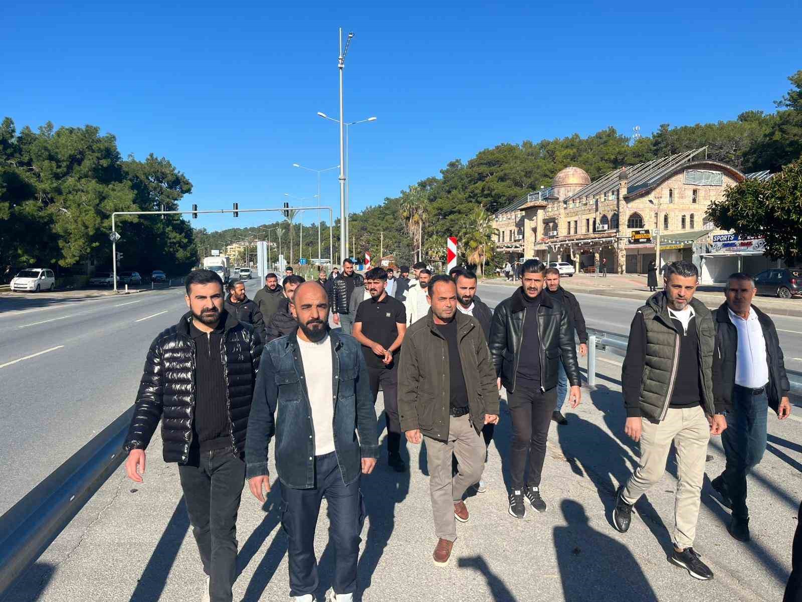 yol ve kavsak duzenlemesinde musteri kaybi endisesi esnafi sokaga doktu 6 MSRqPhVJ