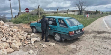 yol-yapalim-derken-mahalleliyi-hapsettiler-eb38fV9r.jpg