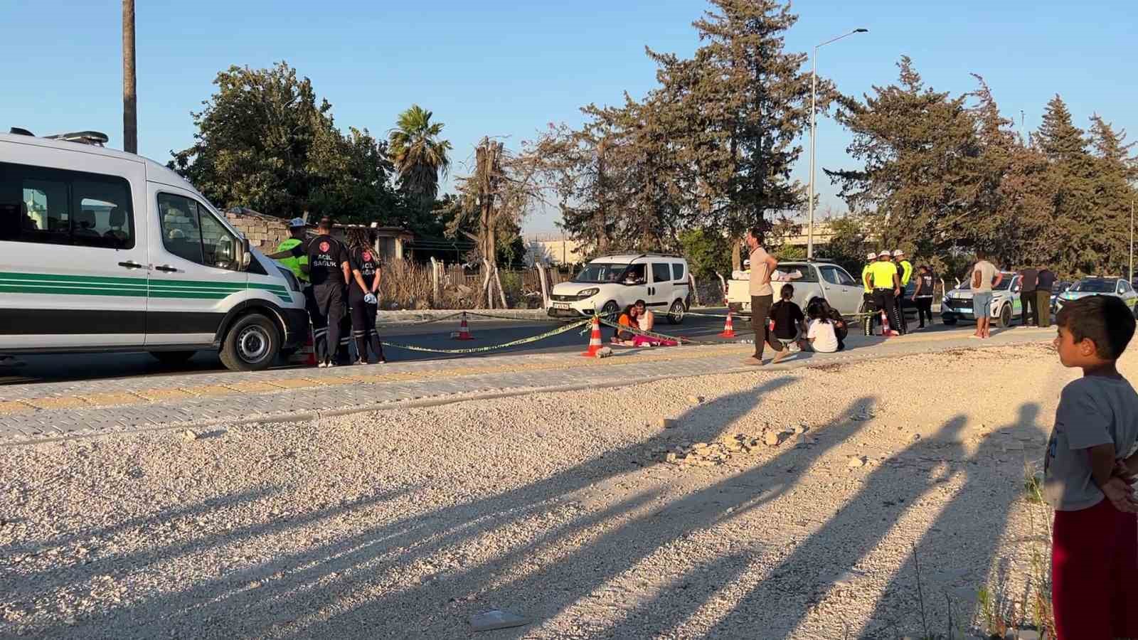 Yola kaçan topunu yakalamak isterken pikabın çarptığı Umut son yolculuğuna uğurlandı 4 yola kacan topunu yakalamak isterken pikabin carptigi umut son yolculuguna ugurlandi 0 qjPshr3P