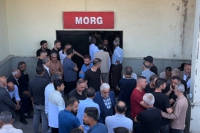 yolcu-minibusu-ile-kamyonun-carpistigi-kazada-olu-sayisi-3e-yukseldi-w6Hgk51A.jpg