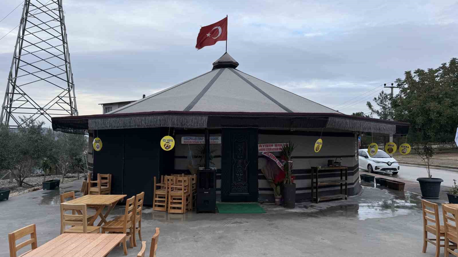 yolculara otantik durak hizmeti 4 HHjmkNmQ