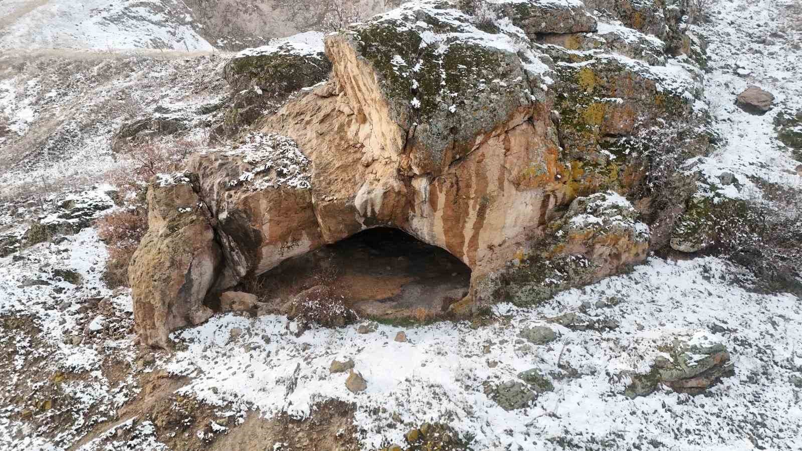 yolcularin dinlendigi kara magaranin ismi degisse de izleri kaldi 4 JtWyk81F
