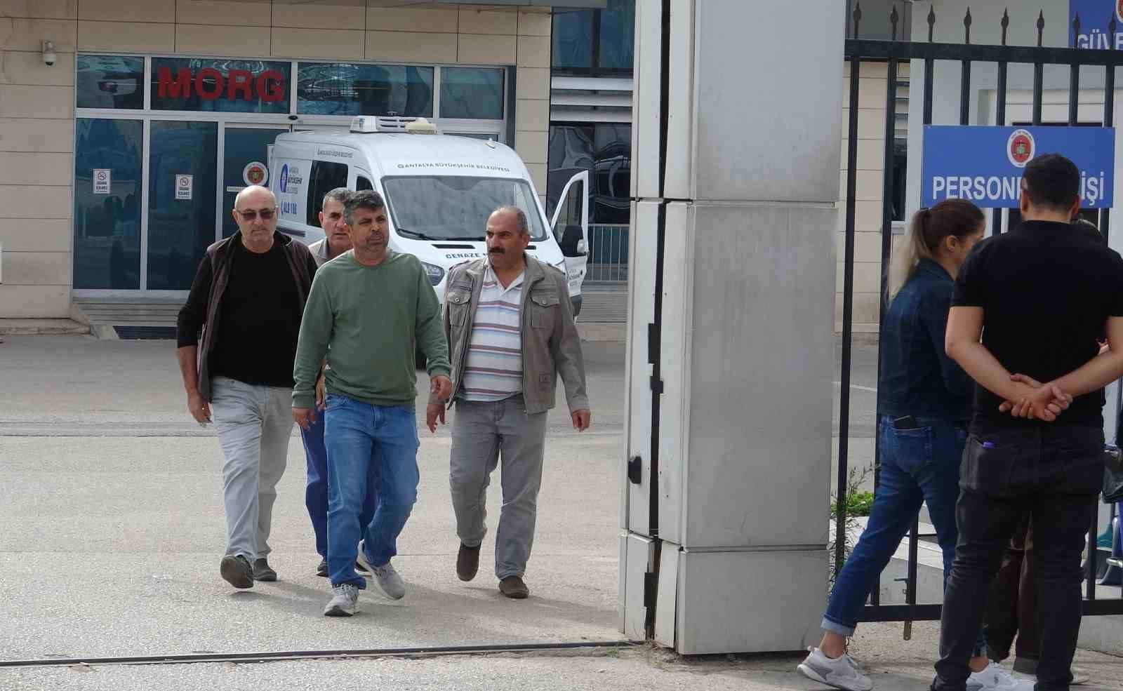 yolda yururken yok yere hayattan kopartildi ailesi kornealarini bagisladi 4 zFD2IENS