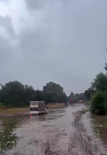 yollar gole dondu yagmur sulari selale gibi akti 4 uYDcHXXE