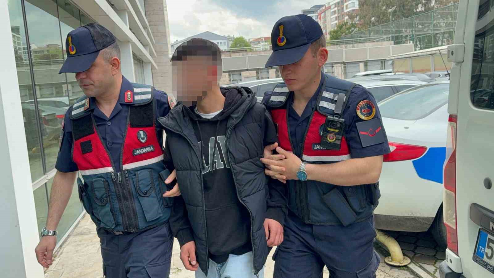 Yolu kesilip ölümüne dövüldü: Gözaltına alınan 17 yaşındaki çocuk adli kontrol şartıyla serbest 5 yolu kesilip olumune dovuldu gozaltina alinan 17 yasindaki cocuk adli kontrol sartiyla serbest rTDnHMqK