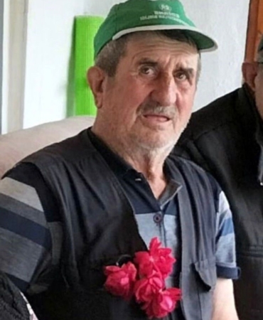 yolun-karsisina-gecmek-isterken-hayatini-kaybetti-52QGfDnX.jpg