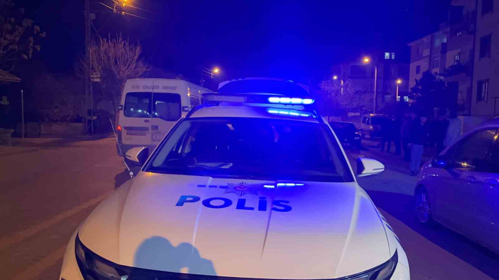 Yolun karşısına geçmek isteyen çocuğa motosiklet çarptı... O anlar kamerada 7 yolun karsisina gecmek isteyen cocuga motosiklet carpti o anlar kamerada 3