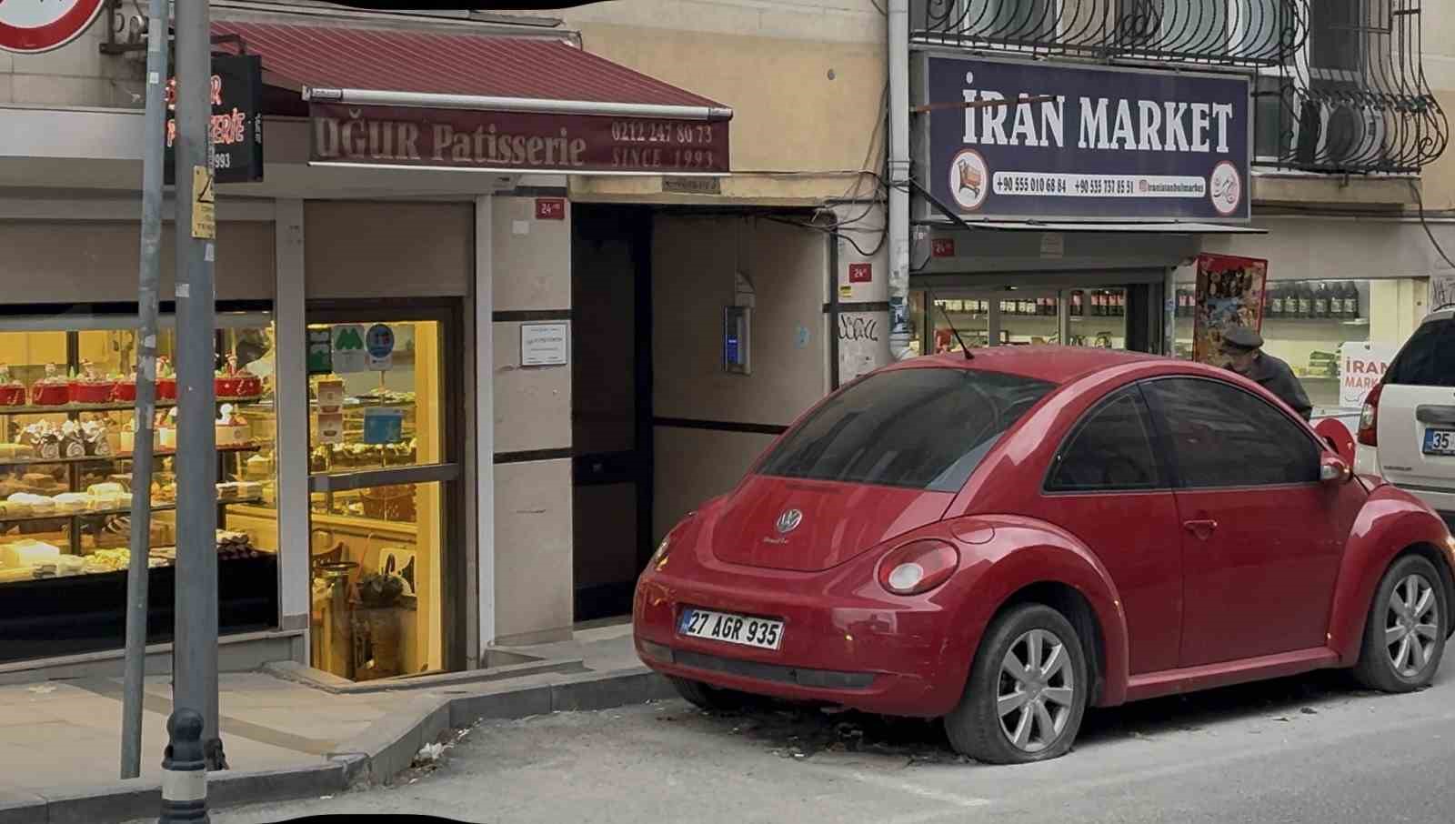 yonetmen seren yuce evinde silahli saldiriya ugradi 0 FEudXYtr