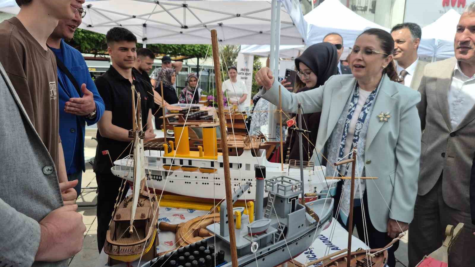 yoresel urunlere mehteranli tanitim 2 kRdaIflA