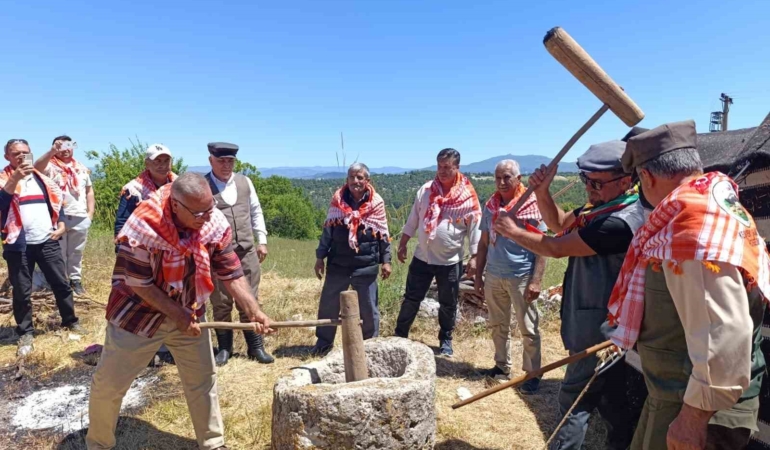 yoruk-kulturu-selendide-yasatildi-7FRRPzsC.jpg