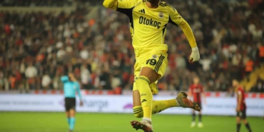 youssef-en-nesyriden-4-mac-sonra-gol-sevinci-ZZ3Jl6GY.jpg