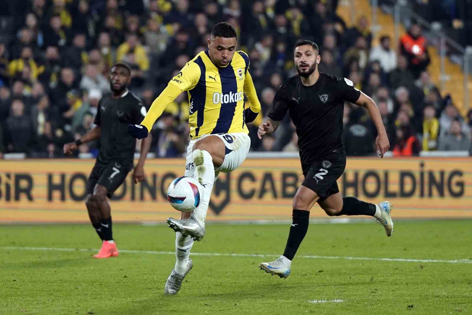 Youssef En-Nesyri’nin Fenerbahçe kariyeri 1.5 yıl sürdü 9 youssef en nesyrinin fenerbahce kariyeri 15 yil surdu 5 ElEOR9y9