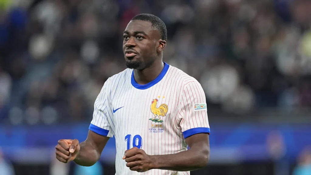 youssouf fofana signs 240723g 1200