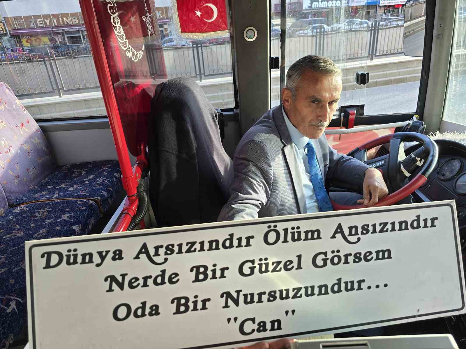 Yozgat’ın ‘Manili Kaptan’ı hem manileriyle hem otobüs yazılarıyla dikkat çekiyor 8 yozgatin manili kaptani hem manileriyle hem otobus yazilariyla dikkat cekiyor 4 tjF2DSXV