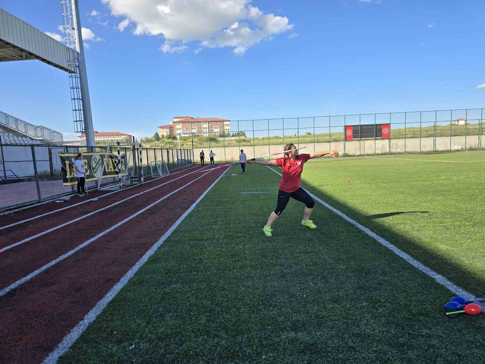 yozgatli genc sporcu yaz kis demeden calisti adindan soz ettiren basarilara imza atti 3 7Yj4giWu