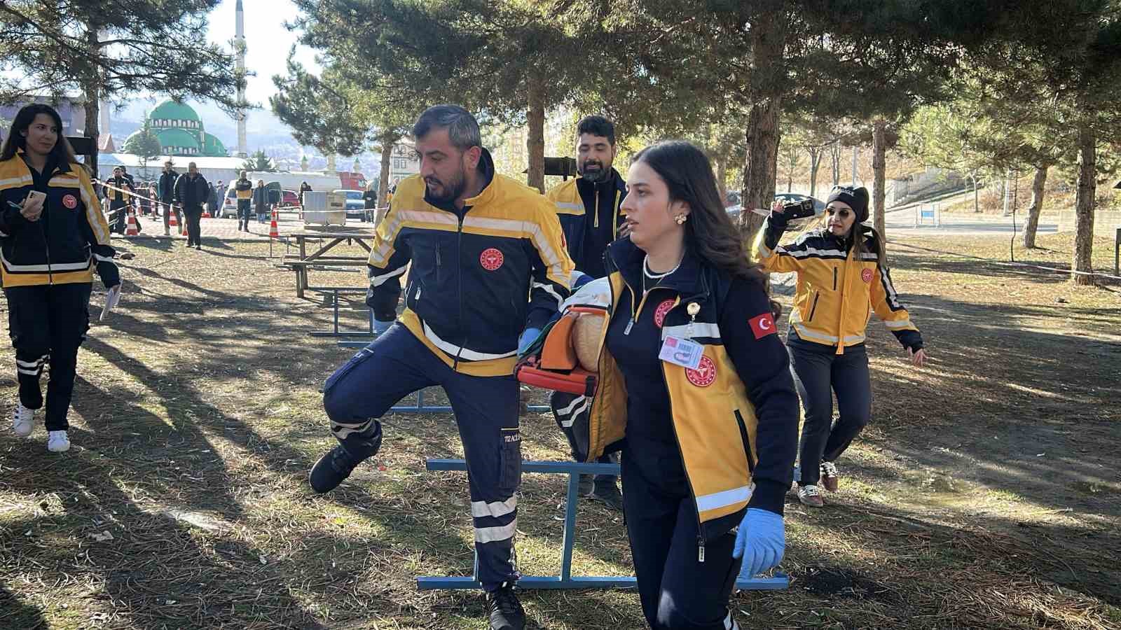 yozgatralli etkinliginde ambulanslar en hizli mudahale icin yaristi 2 bl2ry7Lk