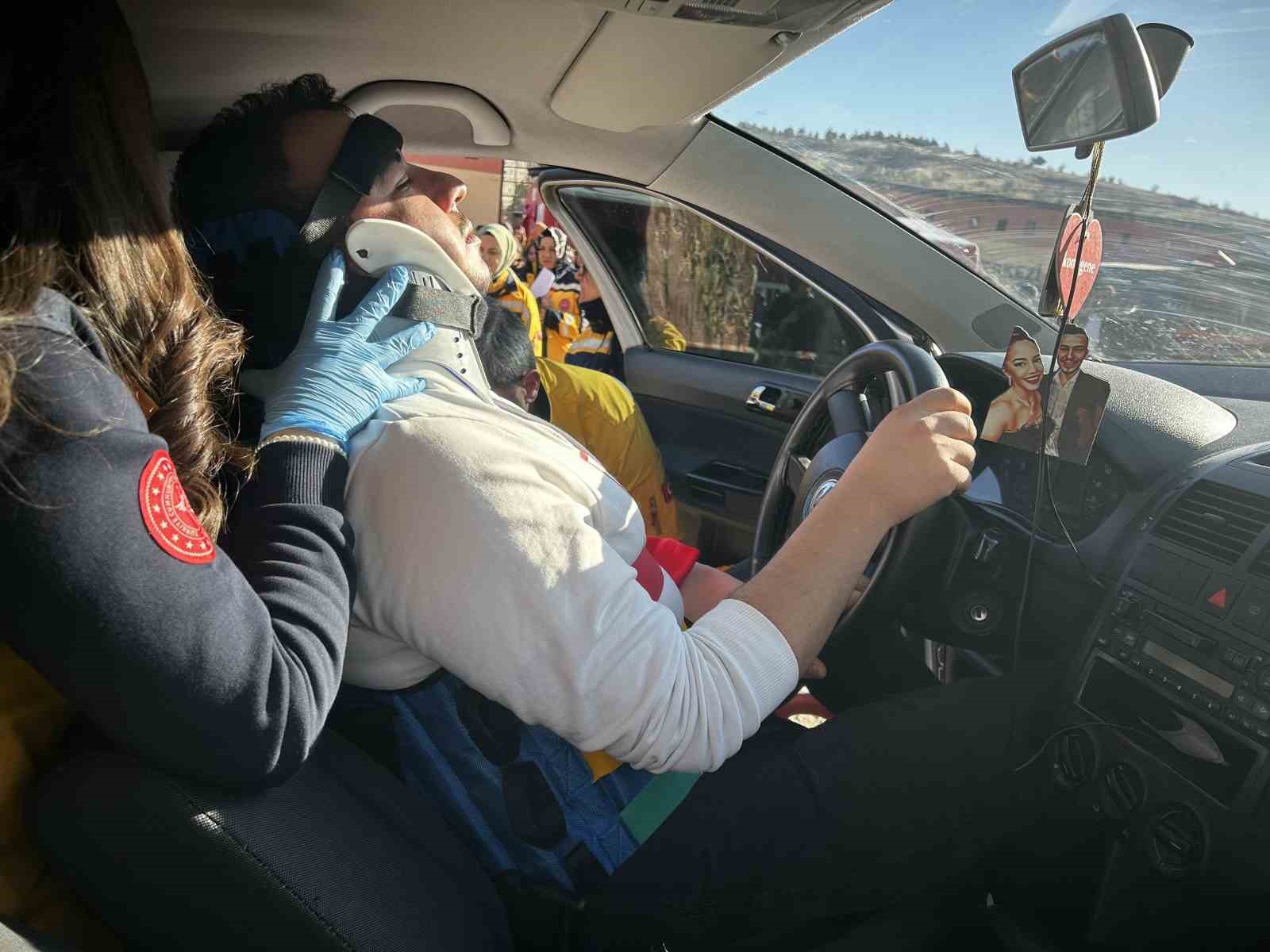 yozgatralli etkinliginde ambulanslar en hizli mudahale icin yaristi 6 Hk9krled