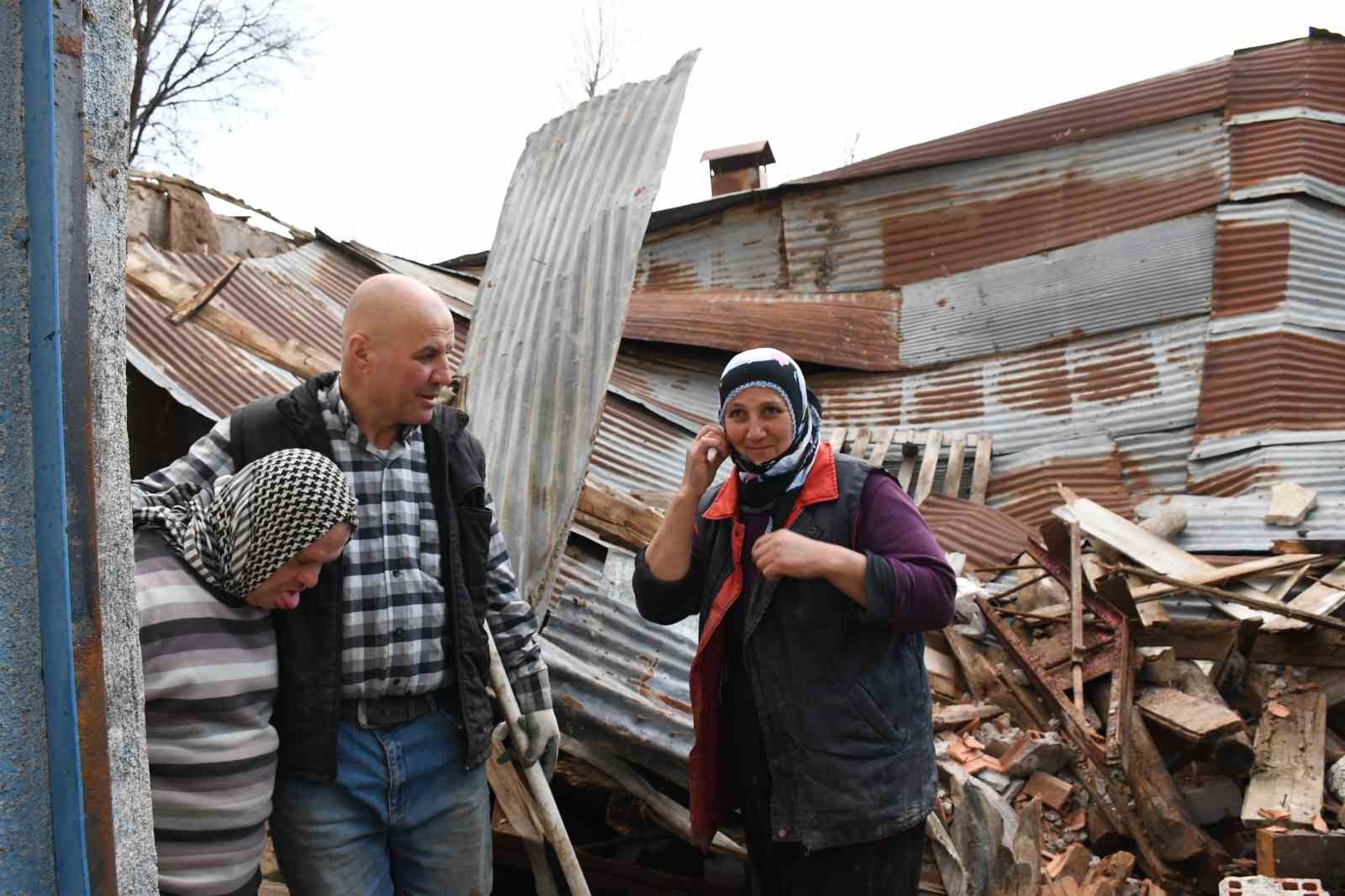 yozgatta ahir coktu hayvanlar afadin yardimiyla kurtarildi 3 slWNqP1a