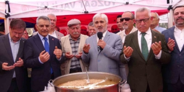 yozgatta-duzenlenen-asure-gunu-programi-yogun-ilgi-gordu-nYixqfMv.jpg