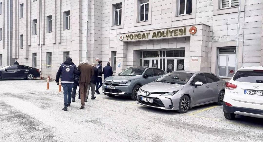 yozgatta gocmen kacakcisi 3 kisi tutuklandi 1 EW9eYrht