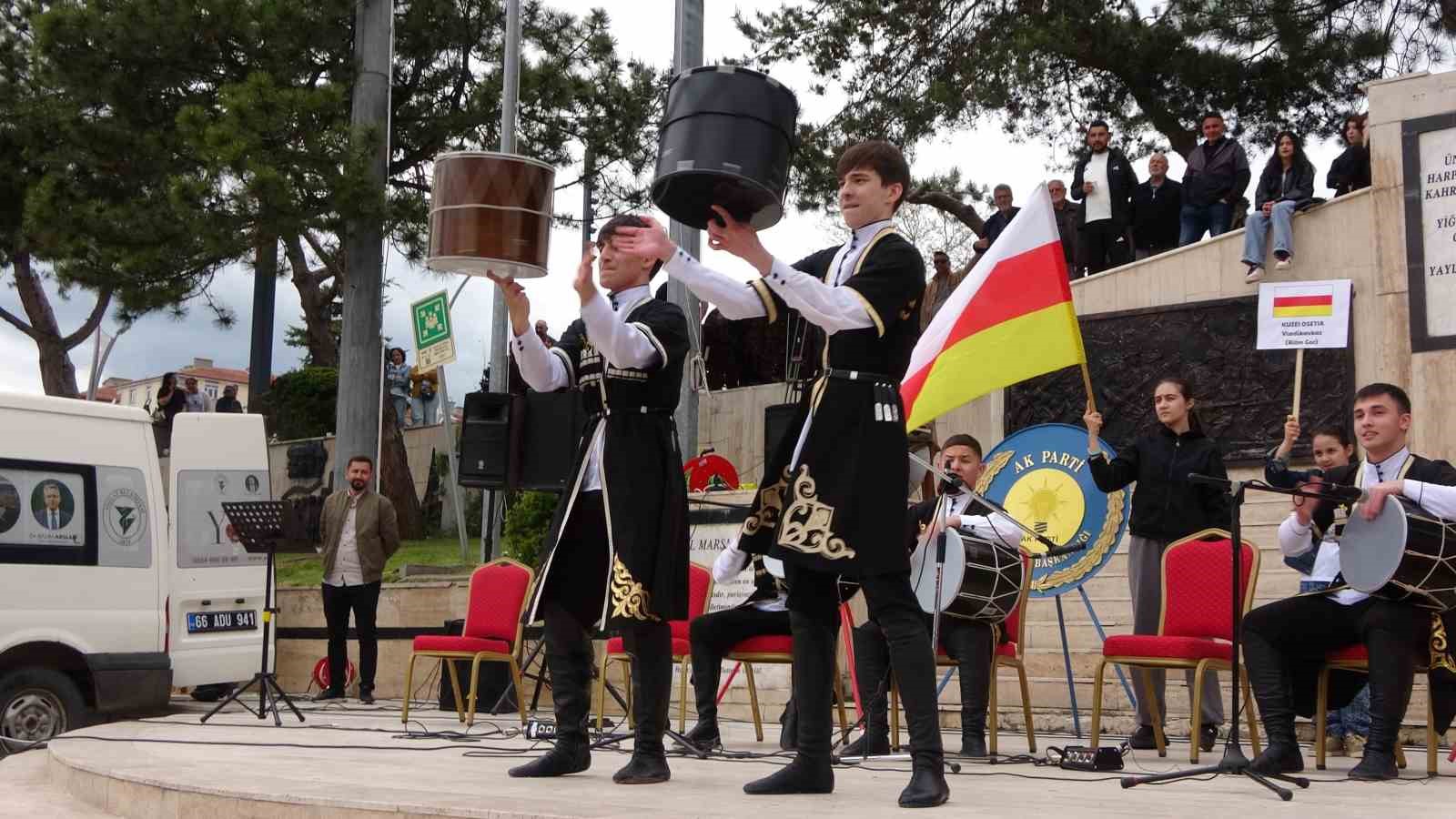 yozgatta halk danslari senligi ilgiyle karsilandi 2 dODBYAez