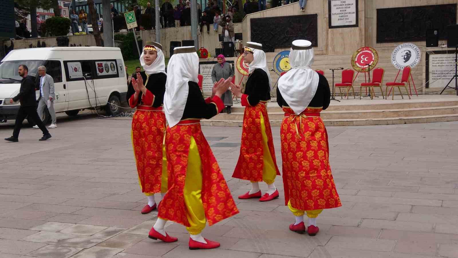yozgatta halk danslari senligi ilgiyle karsilandi 3 C6keg7LJ