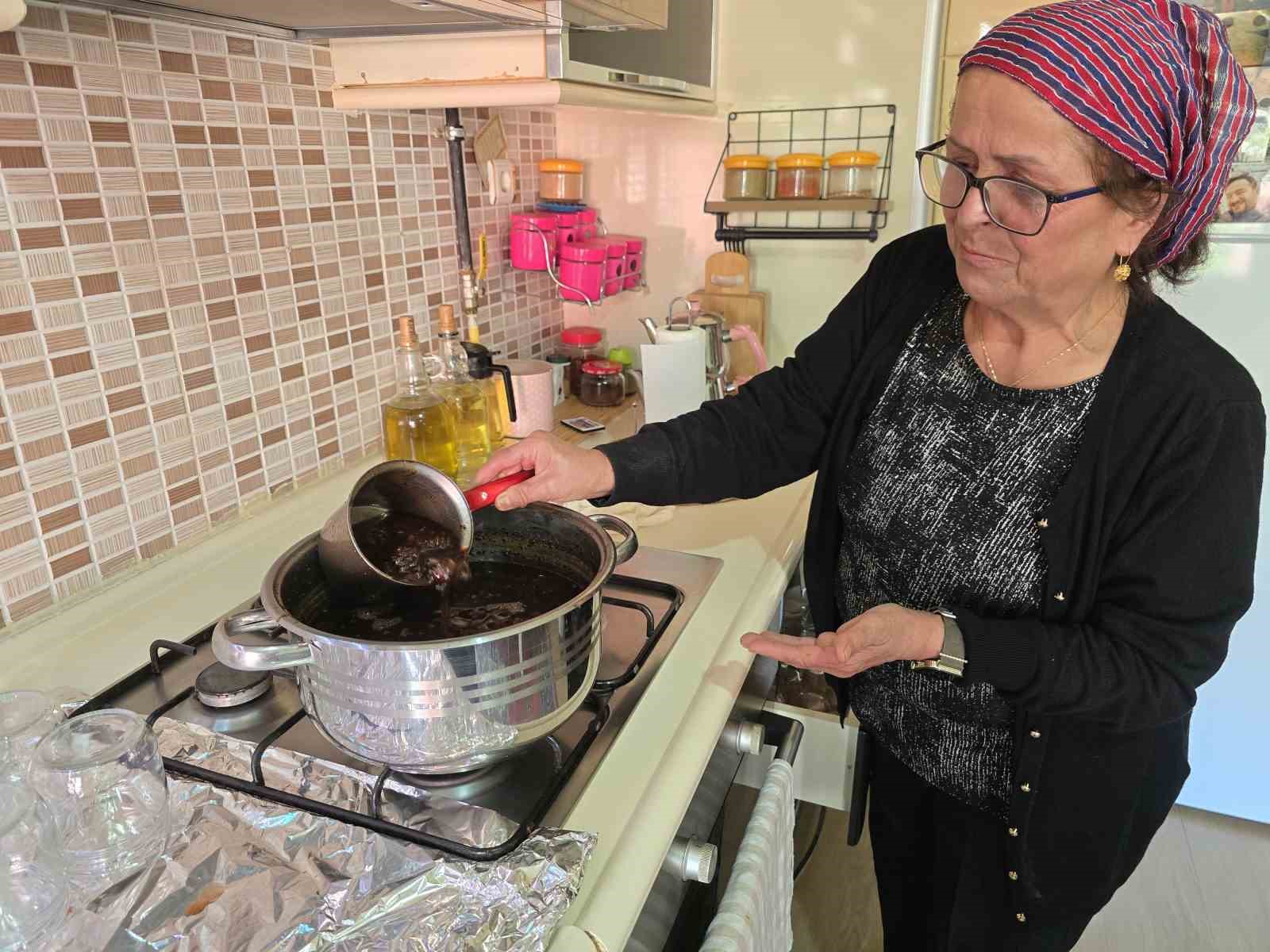 yozgatta kozalagin receli ve sirkesinden sonra simdi de tursusu yapildi 3 7FJwLAc2