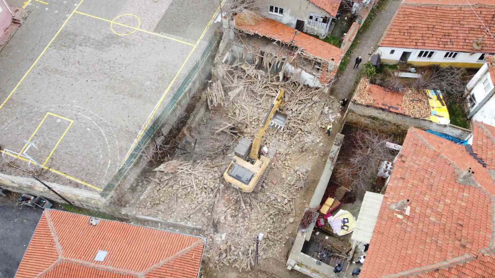 yozgatta metruk binalar yikiliyor kentin cehresi degisiyor 1 6VOnKMUh