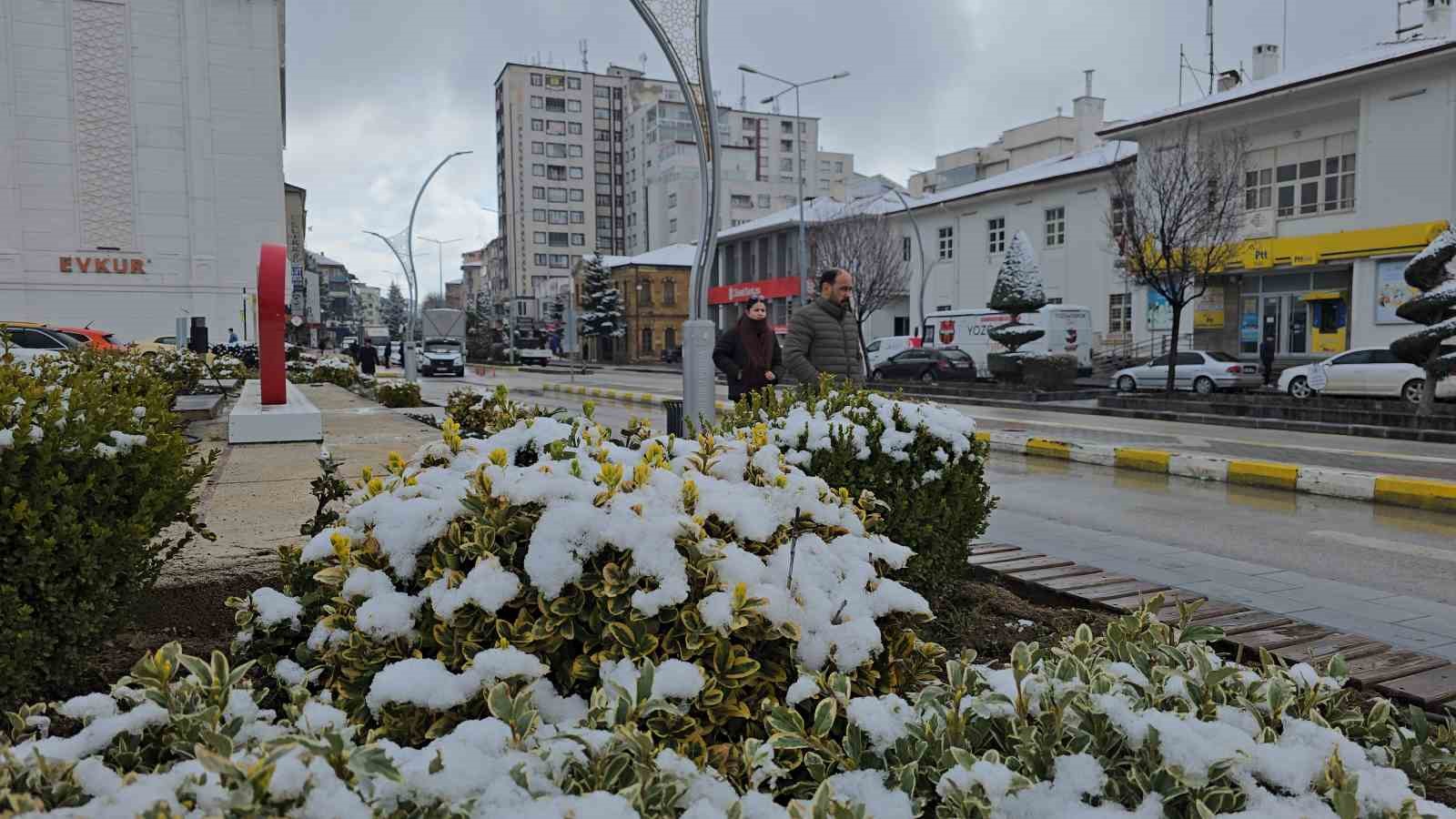 yozgatta nisan ayinda kar surprizi 1 nJl2N55w