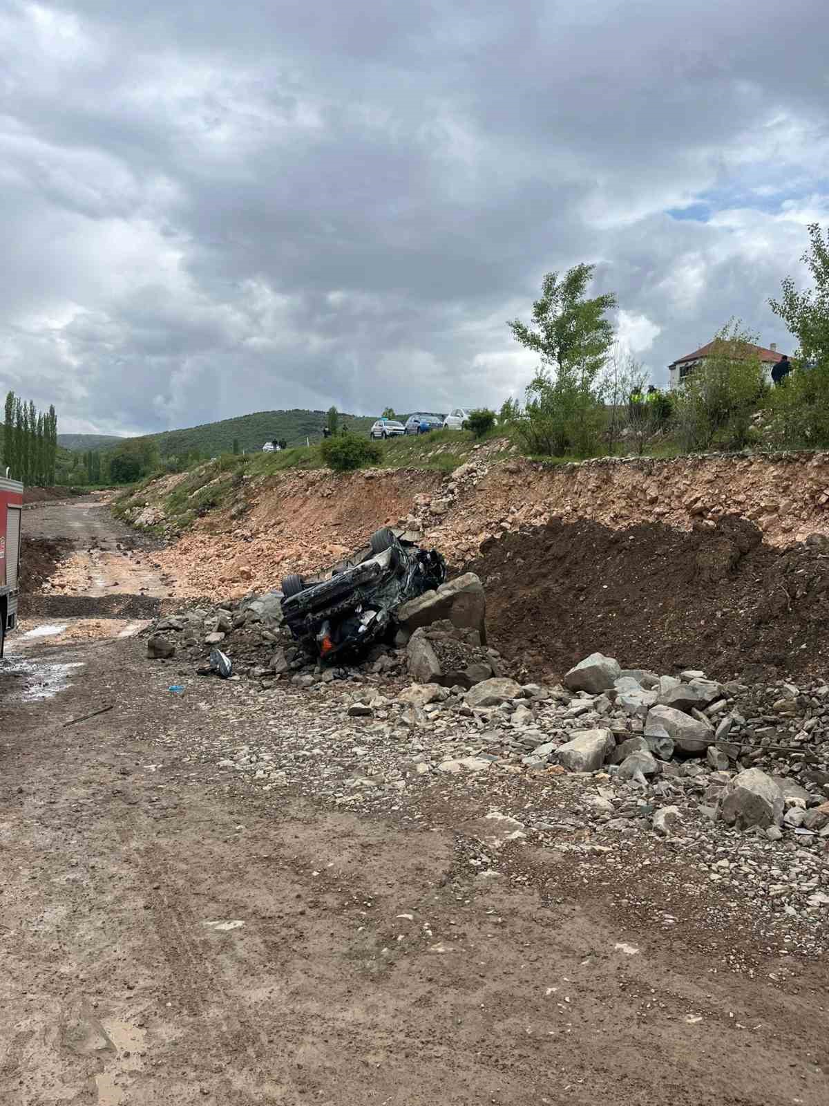 yozgatta otomobil takla atti 4 yarali 1 vUSGntE8