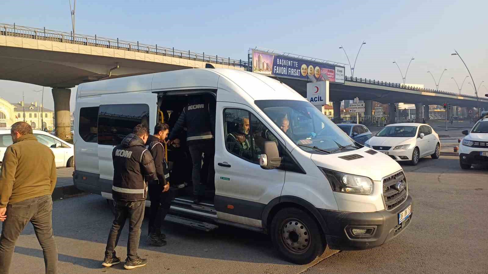 yuksek maliyetli kanser ilaclarini usulsuz sekilde temin edip kamuyu 88 milyon zarara ugratan 12 5wYQa7VZ