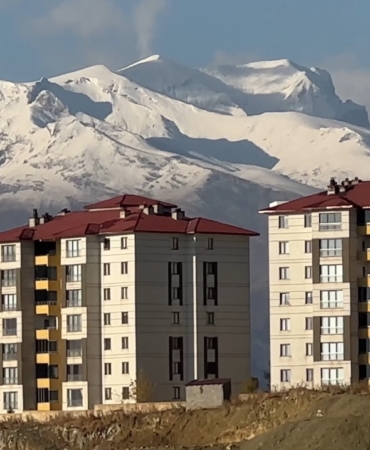 yuksekova-cilo-dagi-yeniden-beyaza-burundu-HgGNs63n.jpg
