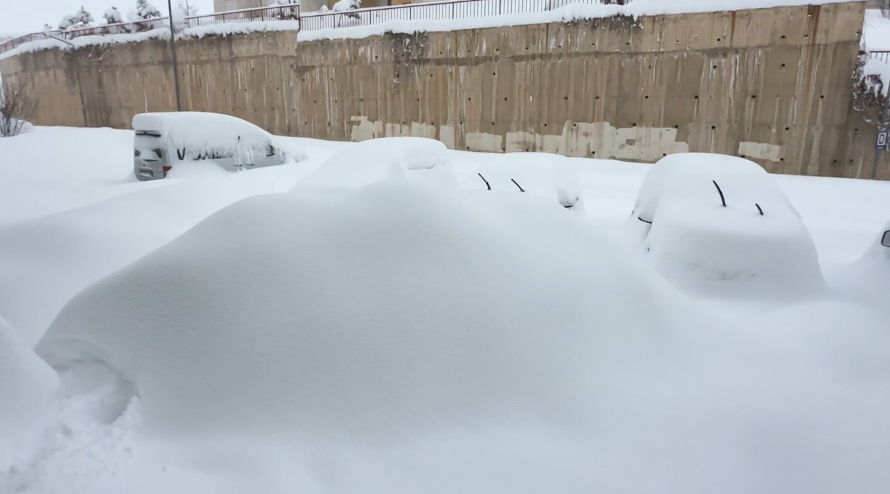 yuksekova kara gomuldu kar kalinligi yarim metreyi gecti 1 bFObtrI8