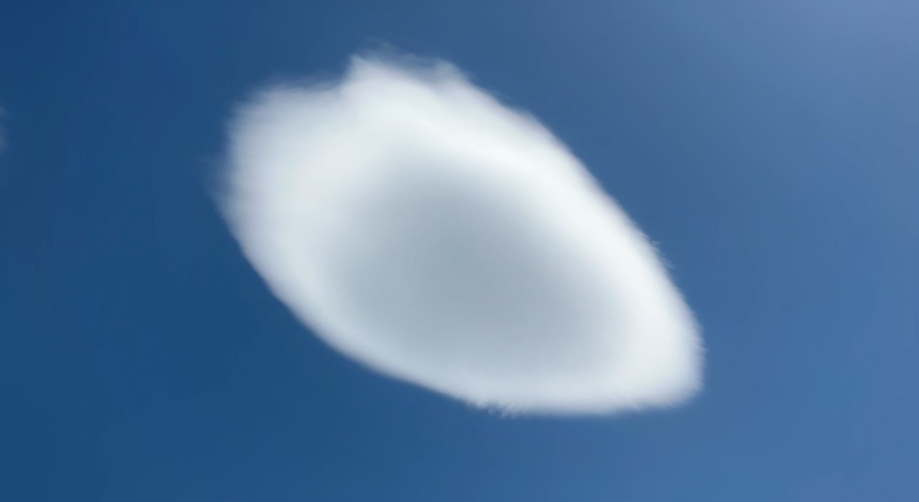 yuksekova semalarinda nadir gorulen doga olayi ufo benzetmesi yapilan bulutlar hayran birakti 6 jHJ9wkqg