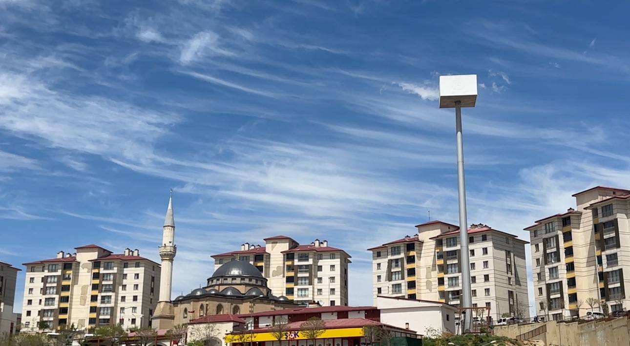 yuksekova semalarinda sirrus bulutlari goruntulendi 5 pHwebmtW
