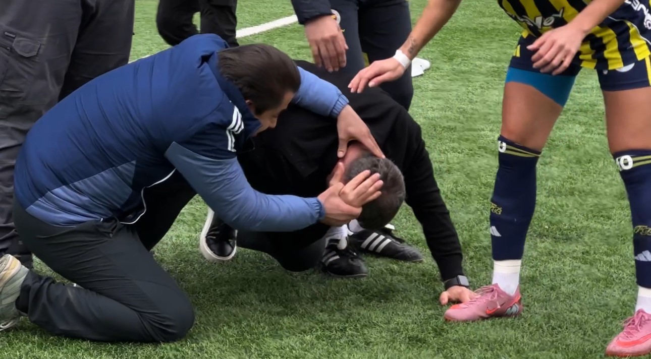 Yüksekova Spor Kulübü - Fenerbahçe gerginlik yaşandı 4 yuksekova spor kulubu fenerbahce gerginlik yasandi 0 1dtiOrN5