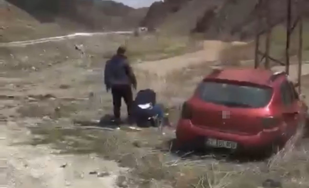 yuksekova van kara yolunda kaza 1 olu 1 agir yarali 1 Y4Pq6Y5R