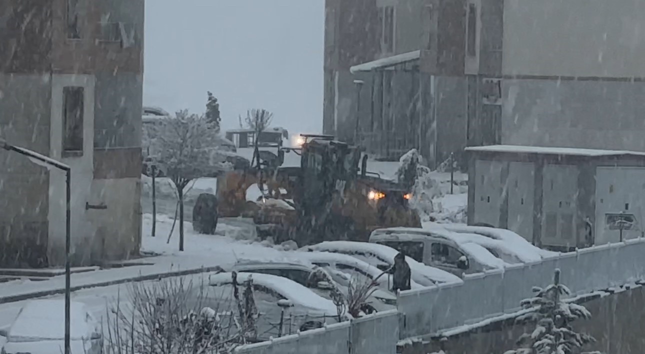 yuksekova yogun kara teslim oldu 12 c5jEM9er
